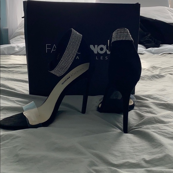 ❌SOLD❌ 💎Fashion Nova Heels with Rhinestones - Picture 4 of 6